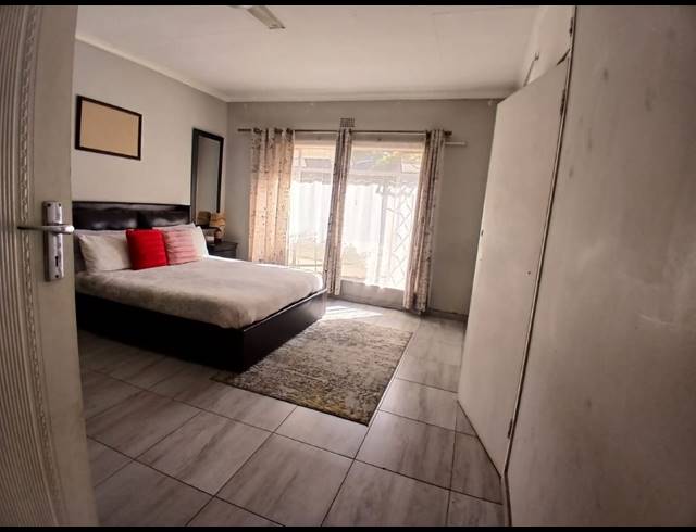2 BEDROOM HOUSE FOR SALE IN ELSBURG